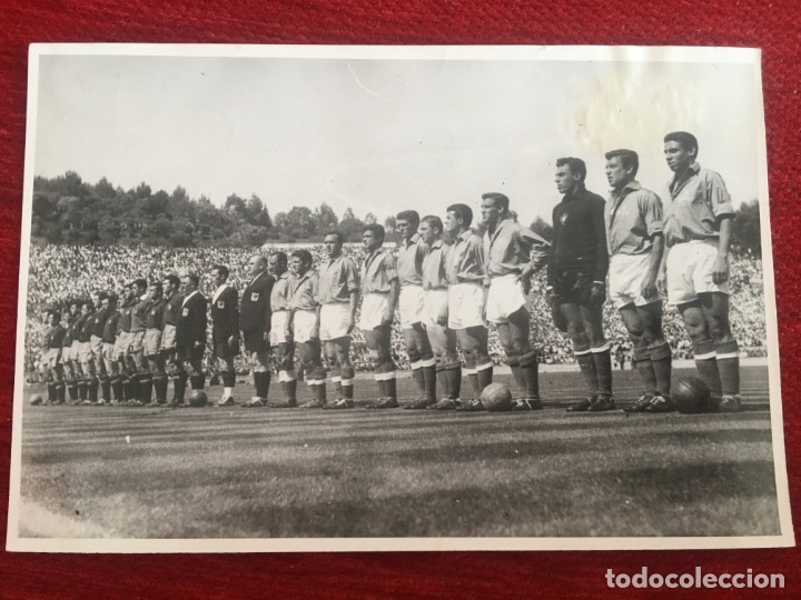 Collectionnisme sportif: R6784 FOTO FOTOGRAFIA ORIGINAL DE PRENSA SELECCION PORTUGAL ESPA&Ntilde;A
