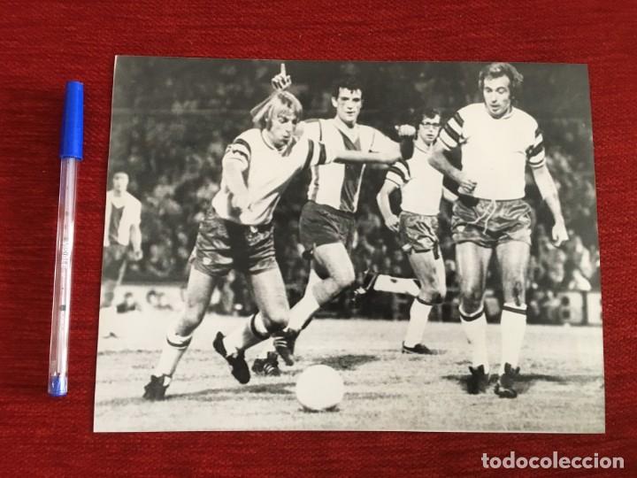 Coleccionismo deportivo: F190 FOTO FOTOGRAFIA ORIGINAL DE PRENSA COPA UEFA (19-9-1973) ESPANYOL 0-3 RACING WHITE GOL