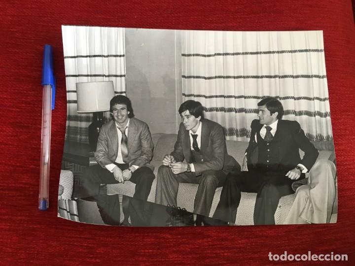 Coleccionismo deportivo: F192 FOTO FOTOGRAFIA ORIGINAL DE PRENSA LOBO CARRASCO GORDILLO JUANITO SELECCION ESPA&Ntilde;OLA ESPA&Ntilde;A