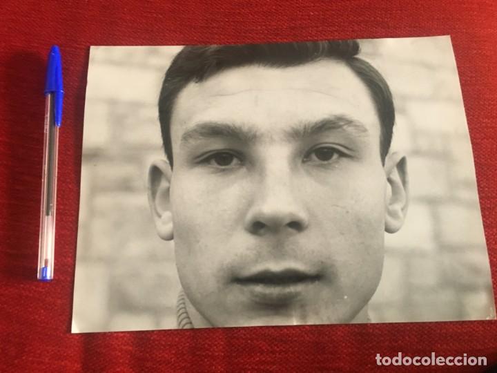 Sports collectibles: F524 FOTO FOTOGRAFIA ORIGINAL DE PRENSA PEDRO DE FELIPE REAL MADRID ESPANYOL (28-2-1967(