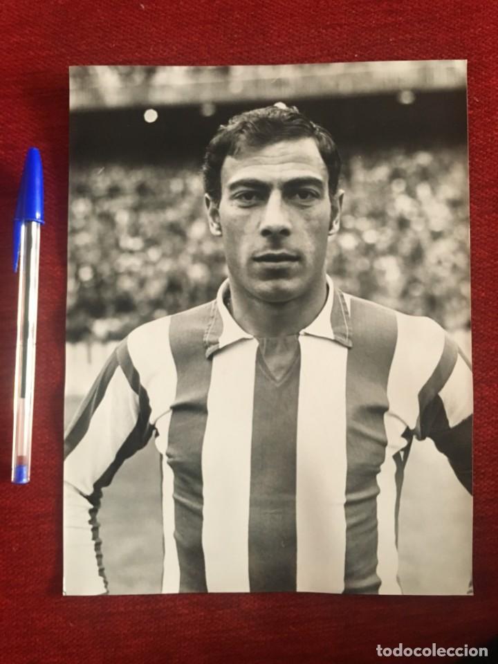 Colecionismo desportivo: F542 FOTO FOTOGRAFIA ORIGINAL DE PRENSA JUGADOR SPORTING GIJON PUENTE