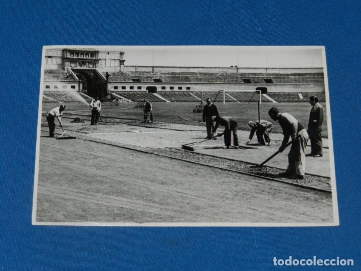 Coleccionismo deportivo: FOTOGRAFIA ORIGINAL DEL ESTADIO OLIMPICO DE MONTJUIC, FOT. VALLS A&Ntilde;OS 60, 17,5X12 CM