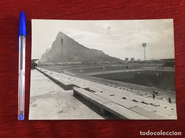 Coleccionismo deportivo: R8319 FOTO FOTOGRAFIA ORIGINAL DE PRENSA ESTADIO CIUDAD DE LA LINEA (12-10-1966) ALGECIRAS