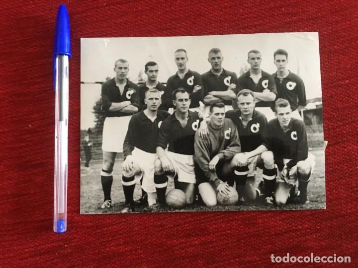 Sports collectibles: R8940 FOTO FOTOGRAFIA ORIGINAL DE PRENSA DEGERFORS IF SUECIA ONCE ALINEACION