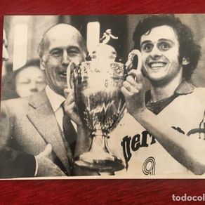 Panini Espana 82 Michel Platini # 286 France Sticker Figurine Spagna 1982 Panini Espana 82 Michel Platini # 286 France Sticker Figurine Spagna 1982
