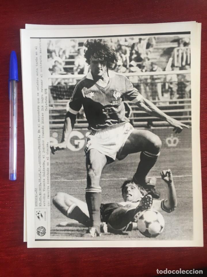 Coleccionismo deportivo: F8396 FOTO FOTOGRAFIA ORIGINAL DE PRENSA FRANCIA AUSTRIA MUNDIAL ESPA&Ntilde;A (28-6-1982) DIDIER SIX