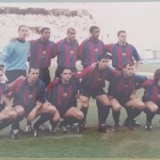 Coleccionismo deportivo: FOTOGRAFÍA FC.BARCELONA 2001/2002. Lote 210373838