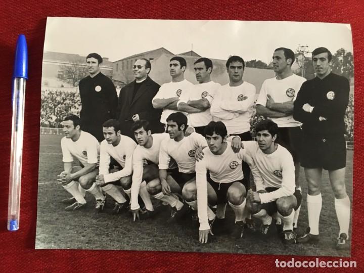 Coleccionismo deportivo: F8531 FOTO FOTOGRAFIA ORIGINAL DE PRENSA ONCE ALINEACION UNION DEPORTIVA SALAMANCA 1969