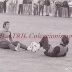 Coleccionismo deportivo: VALENCIA SELECCION ESPAÑOLA FUTBOL CLICHE ORIGINAL NEGATIVO 35 MM CELULOIDE AÑO 1975 DEUSTO COSTAS