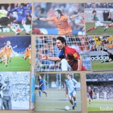 Coleccionismo deportivo: LOTE 31 FOTO / S FC BARCELONA FUTBOL SIN REPETIR 17 X 12 VARIOS AÑOS POSTCARD CARD NO CROMO R4. Lote 222095536