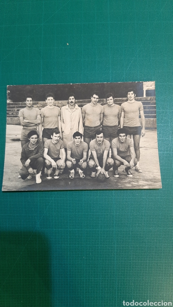 Sports collectibles: SANTIAGO COMPOSTELA DEPORTES 1969/70 EQUIPO BALONMANO FACULTAD DE CIENCIAS FOTO ORIGINAL