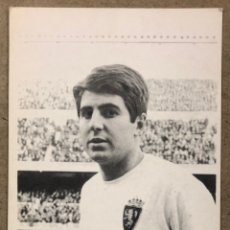 Coleccionismo deportivo: JUAN MANUEL VILLA (REAL ZARAGOZA). FOTOGRAFÍA DE LOS AÑOS 60.. Lote 224547375