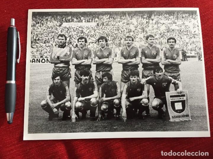 Sammelleidenschaft Sport: F12037 FOTO FOTOGRAFIA ORIGINAL DE PRENSA ONCE ALINEACION FINAL UEFA REAL MADRID VIDEOTON(22-5-1985)