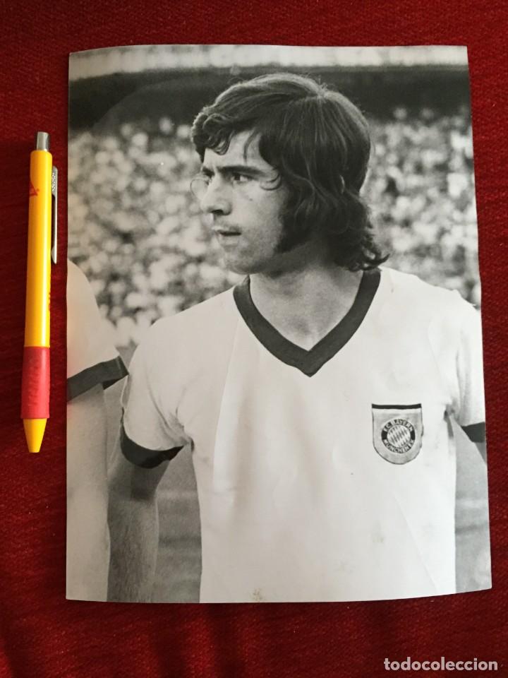 Sammelleidenschaft Sport: F15554 FOTO FOTOGRAFIA ORIGINAL DE PRENSA GERD MULLER FINAL EUROCOPA (18-6-1972) ALEMANIA CAMPEON