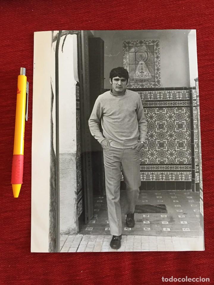 Coleccionismo deportivo: F15988 FOTO FOTOGRAFIA ORIGINAL DE PRENSA CASTELLON REAL MADRID BABILONI (8-11-1969)