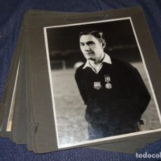 Coleccionismo deportivo: (M) FC BARCELONA - REPORTAJE FOTOGRÁFICO PARTIDO HOMENAJE A ANTONI RAMALLETS 1962 - HAMBURGO. Lote 290243298