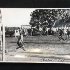 Coleccionismo deportivo: FOTOGRAFÍA DE LA JUVENTUT BISBALENCA 1957. LA BISBAL DEL PENEDES.. Lote 291415538
