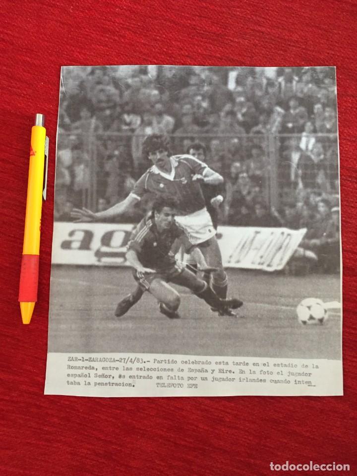 Sports collectibles: F17600 FOTOCOPIA FOTO FOTOGRAFIA DE PRENSA ESPA&Ntilde;A EIRE IRLANDA (27-4-1983) SE&Ntilde;OR