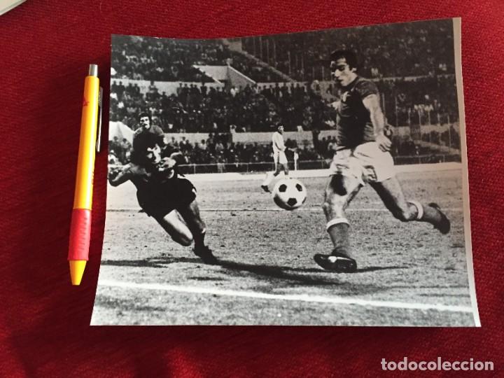 Sammelleidenschaft Sport: F17973 FOTO FOTOGRAFIA ORIGINAL DE PRENSA YUGOSLAVIA???? DESCONOZCO EL PARTIDO 1978