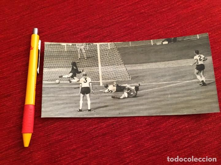 Sammelleidenschaft Sport: F18069 FOTO FOTOGRAFIA ORIGINAL FINAL MUNDIAL INGLATERRA 4-2 ALEMANIA (30-7-1966) GOL