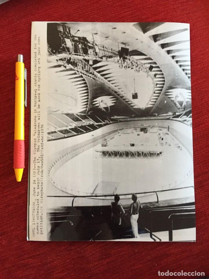 Coleccionismo deportivo: F18661 FOTO FOTOGRAFIA ORIGINAL OLIMPIADAS MONTREAL 1976 VELODROMO CICLISMO OLIMPICO