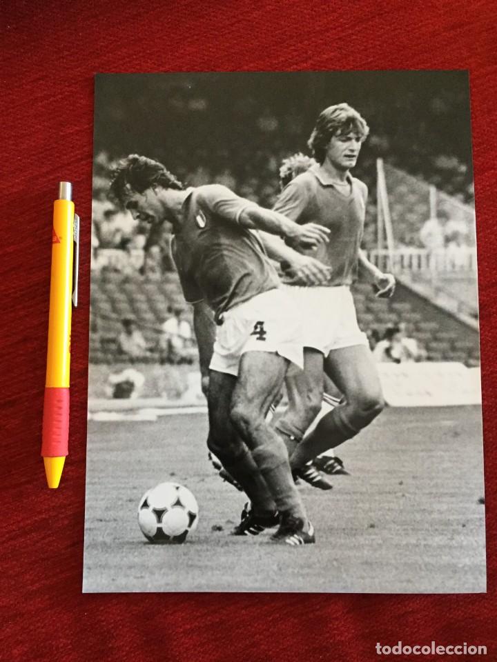 Coleccionismo deportivo: F18932 FOTO FOTOGRAFIA ORIGINAL MUNDIAL (8-7-1982) POLONIA 0-2 ITALIA Antonio Cabrin