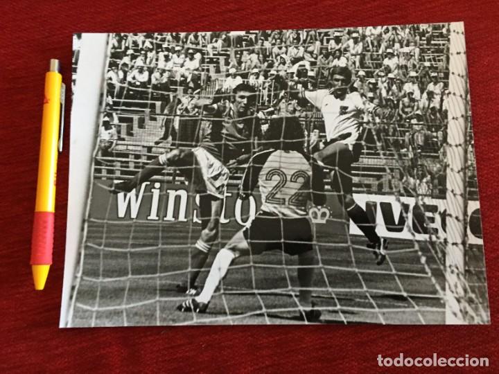 Coleccionismo deportivo: F19035 FOTO FOTOGRAFIA ORIGINAL MUNDIAL AUSTRIA 0-1 FRANCIA (28-6-1982) Jean-Luc Ettori
