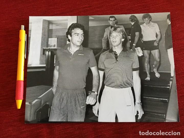 Coleccionismo deportivo: F19042 FOTO FOTOGRAFIA ORIGINAL MUNDIAL 82 1982 DESCONOZCO EL EQUIPO SELECCION