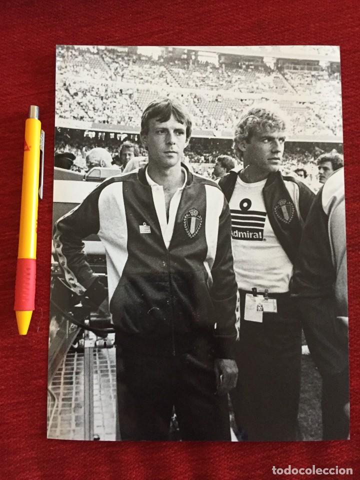 Coleccionismo deportivo: F19070 FOTO FOTOGRAFIA ORIGINAL MUNDIAL BELGICA 1-0 ARGENTINA (13-6-1982) INAUGURACION