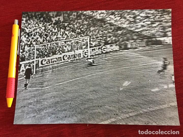 Coleccionismo deportivo: F19096 FOTO FOTOGRAFIA ORIGINAL MUNDIAL ESPA&Ntilde;A 2-1 YUGOSLAVIA (20-6-1982)