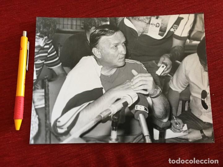 Coleccionismo deportivo: F19272 FOTO FOTOGRAFIA ORIGINAL MUNDIAL (5-7-1982) ESPA&Ntilde;A 0-0 INGLATERRA ENTRENADOR RON GREENWOOD