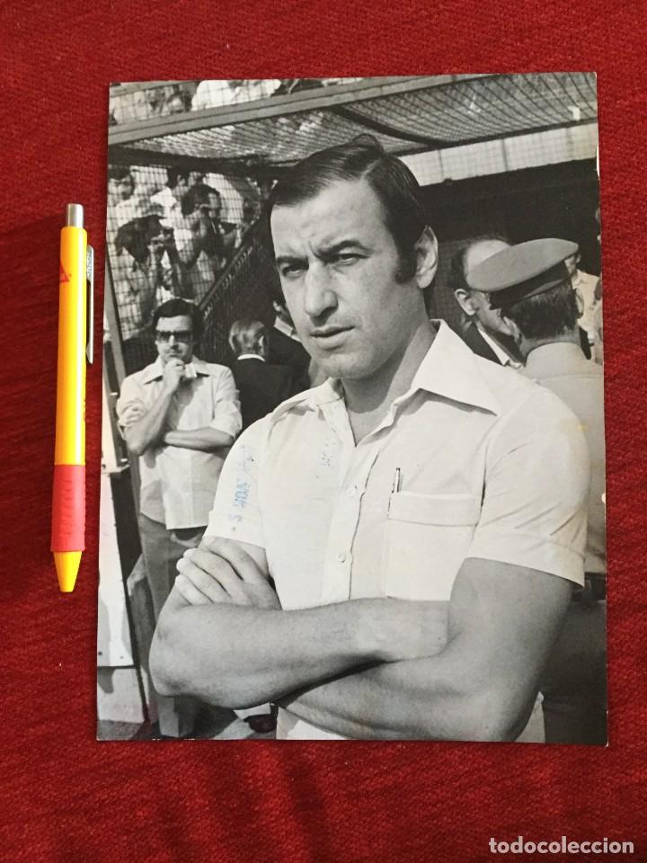 Collectionnisme sportif: F20095 FOTO FOTOGRAFIA ORIGINAL EDUARDO CHATO GONZALEZ ENTRENADOR RAYO VALLECANO (20-10-1978)