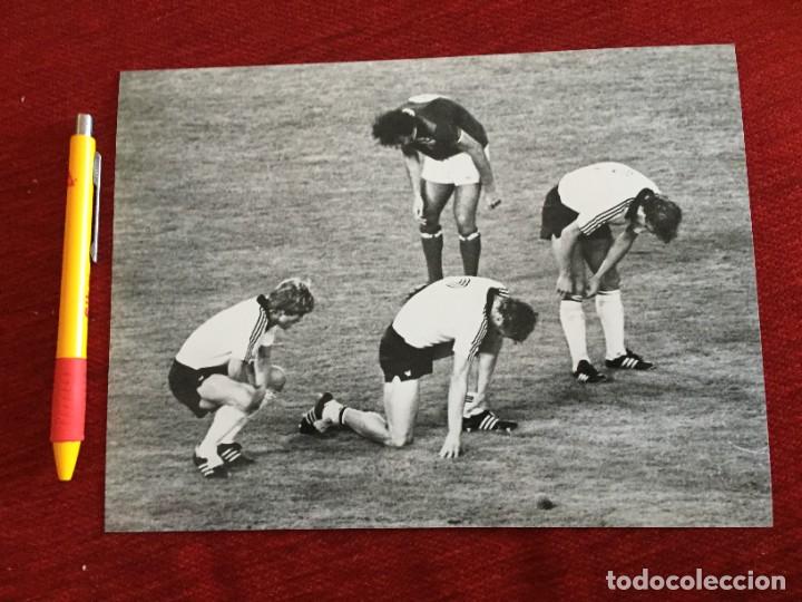 Coleccionismo deportivo: F20273 FOTO FOTOGRAFIA ORIGINAL MUNDIAL (29-6-1982) INGLATERRA 0-0 ALEMANIA
