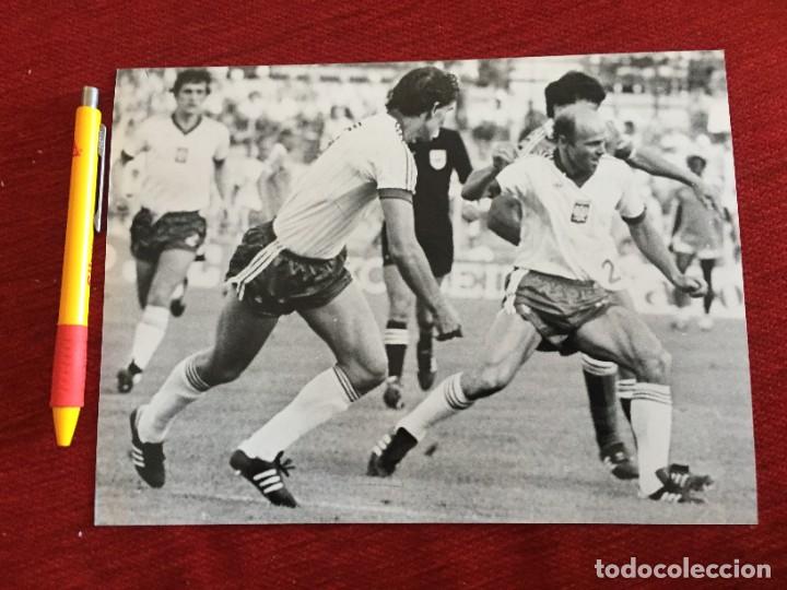 Coleccionismo deportivo: F20281 FOTO FOTOGRAFIA ORIGINAL MUNDIAL POLONIA FRANCIA (10-7-1982)