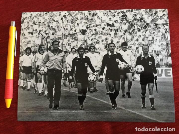 Coleccionismo deportivo: F20300 FOTO FOTOGRAFIA ORIGINAL FINAL MUNDIAL ITALIA ALEMANIA 1982 ONCE ALINEACIONES