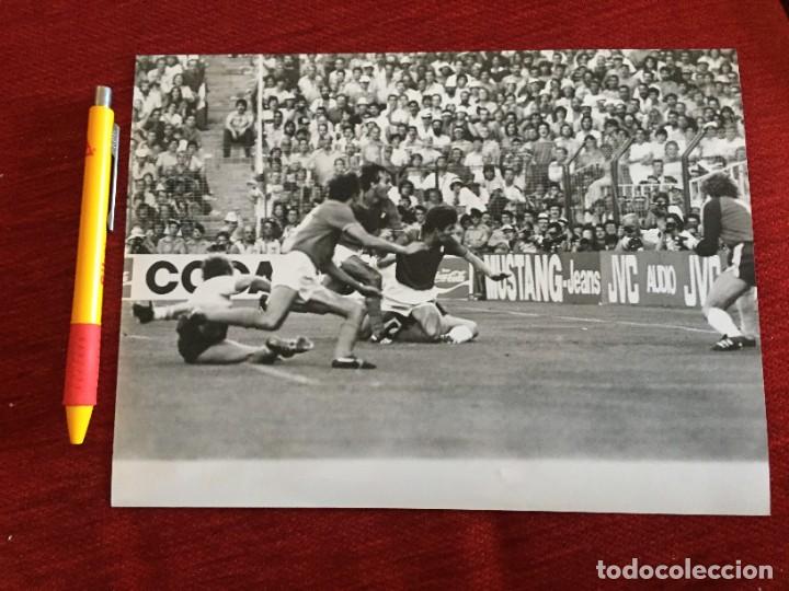 Coleccionismo deportivo: F20313 FOTO FOTOGRAFIA ORIGINAL FINAL MUNDIAL ITALIA ALEMANIA 1982 GOL