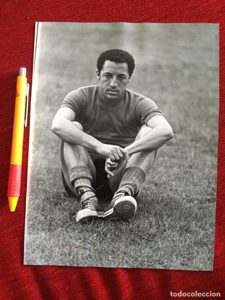 Coleccionismo deportivo: F22271 FOTO FOTOGRAFIA ORIGINAL JULIO CESAR CORTES PE&Ntilde;AROL