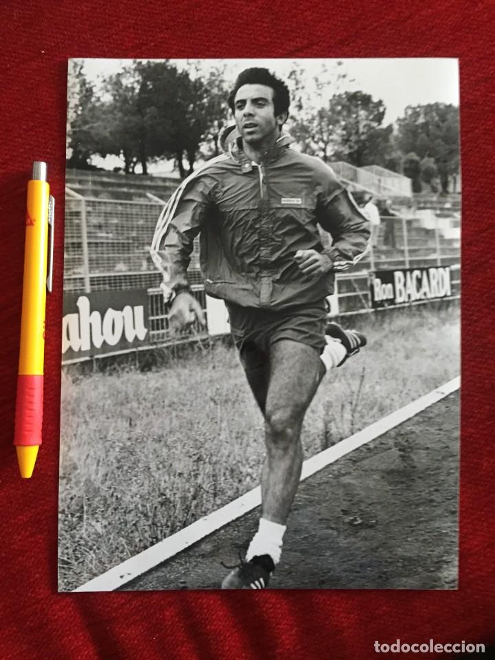 Coleccionismo deportivo: F22281 FOTO FOTOGRAFIA ORIGINAL REAL MADRID CASTILLA (21-8-1980) GARCIA CORTES