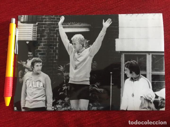 Coleccionismo deportivo: F23004 FOTO FOTOGRAFIA ORIGINAL OLIMPIADAS MONTREAL 1976 CICLISMO ORO BERNT JOHANSSON MARTINELLI