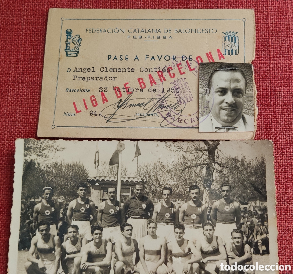 Sammelleidenschaft Sport: ANTIGUA FOTOGRAFIA C.B OLESA DE MONSERRAT PARTIDO HOMENAJE 1948 Y FICHA DEL ENTRENADOR