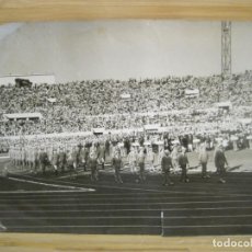 Coleccionismo deportivo: ROMA-JUEGOS OLIMPICOS 1960-DESFILE EQUIPO ESPAÑOL-ESPAÑA-FOTOGRAFIA-VER FOTOS-(K-7822). Lote 370564491