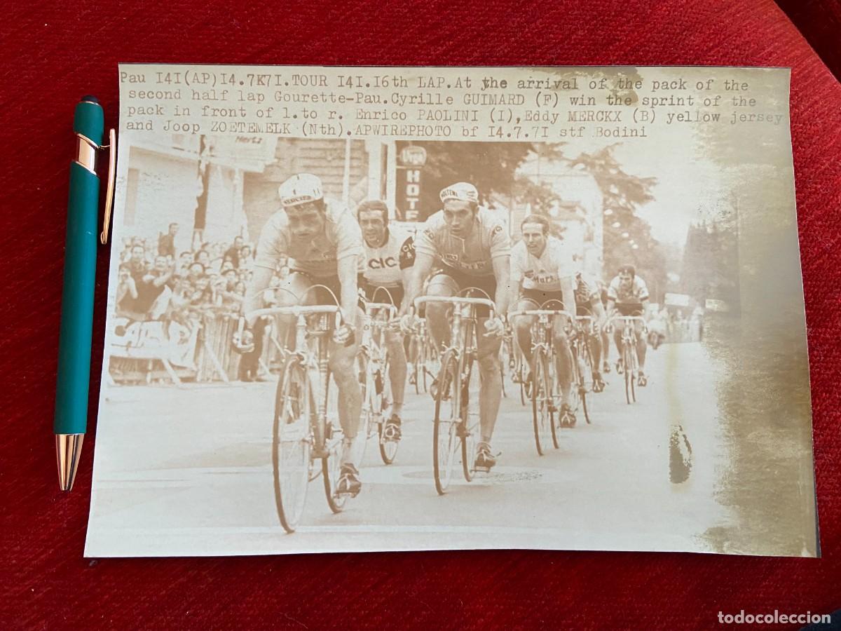 Coleccionismo deportivo: F24725 FOTO FOTOGRAFIA ORIGINAL CICLISMO TOUR 1971 EDDY MERCKX ENRICO PAOLINI JOOP ZOETEMELK