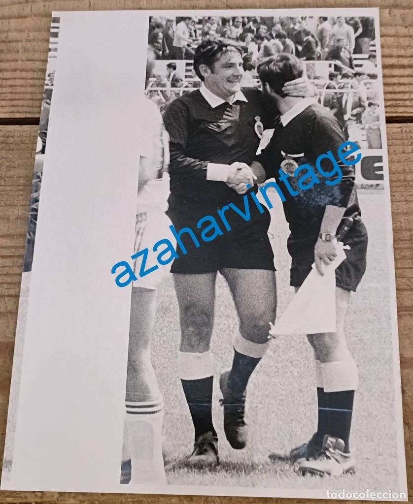 Coleccionismo deportivo: A&Ntilde;OS 70-80, ANTIGUA FOTOGRAFIA DEL ARBITRO URIO VELAZQUEZ, 178X128MM