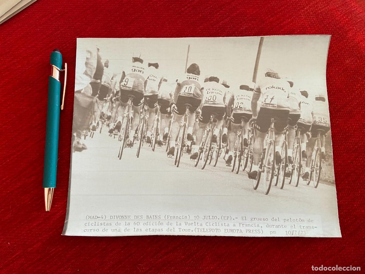 Coleccionismo deportivo: F24942 FOTO FOTOGRAFIA ORIGINAL CICLISMO TOUR FRANCIA 1973 PELOTON