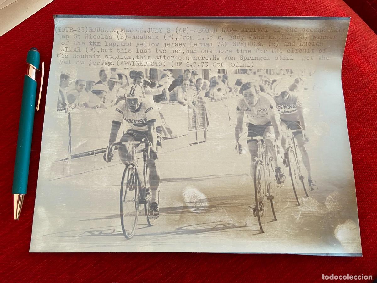 Coleccionismo deportivo: F24960 FOTO FOTOGRAFIA ORIGINAL CICLISMO TOUR FRANCIA 1973 EDDY VERSTRAETHER HERMAN VANSPRINGEL