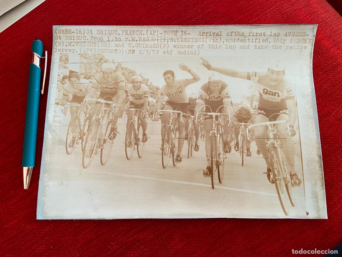 Coleccionismo deportivo: F24961 FOTO FOTOGRAFIA ORIGINAL CICLISMO TOUR FRANCIA 1973 GERBEN KARSTENS EDDY MERCKX