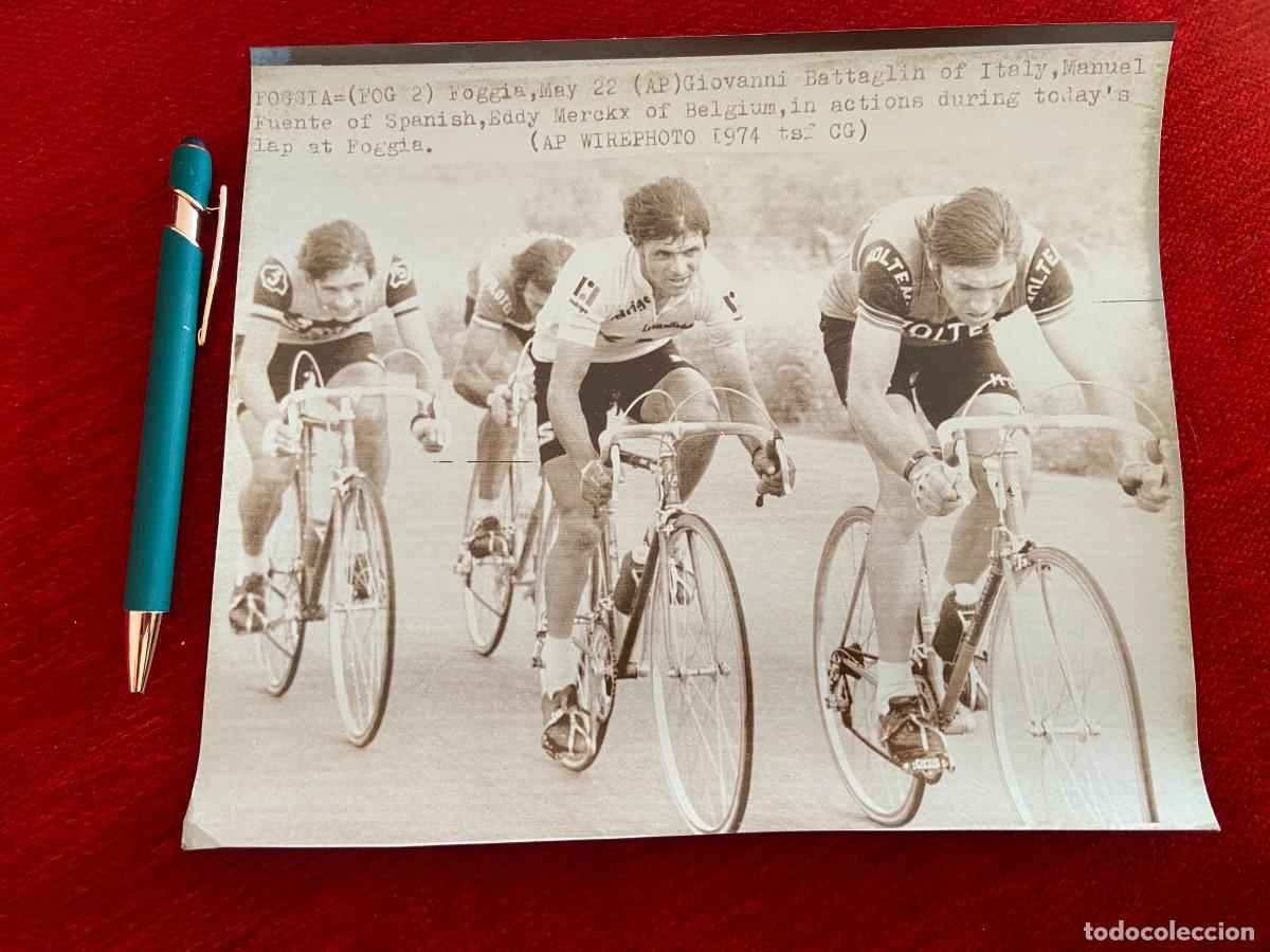 Coleccionismo deportivo: F25109 FOTO FOTOGRAFIA ORIGINAL CICLISMO GIRO ITALIA 1974 GIOVANNI BATTAGLIA MANUEL FUENTE MERCKX