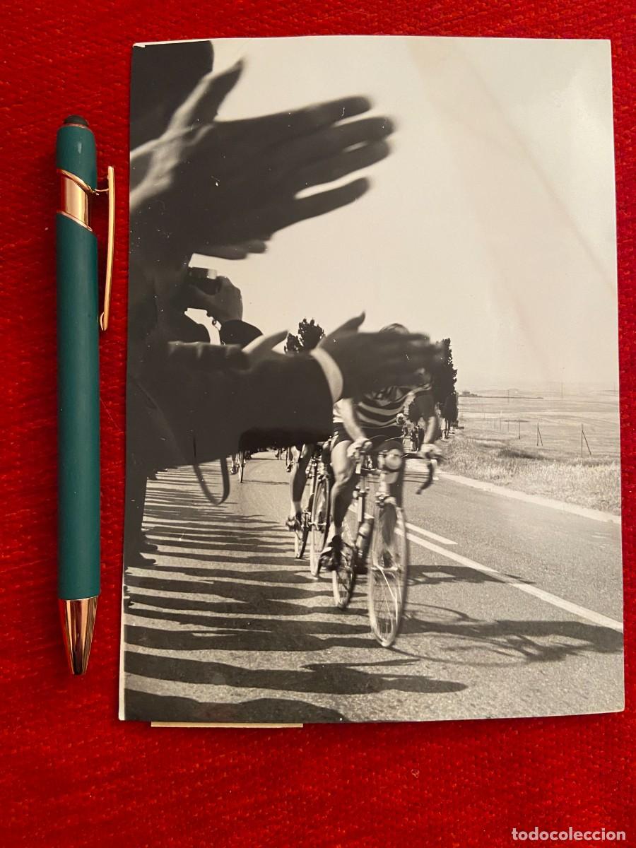 Coleccionismo deportivo: R21471 FOTO FOTOGRAFIA ORIGINAL CICLISMO GIRO ITALIA (9-6-1961) SICILIA