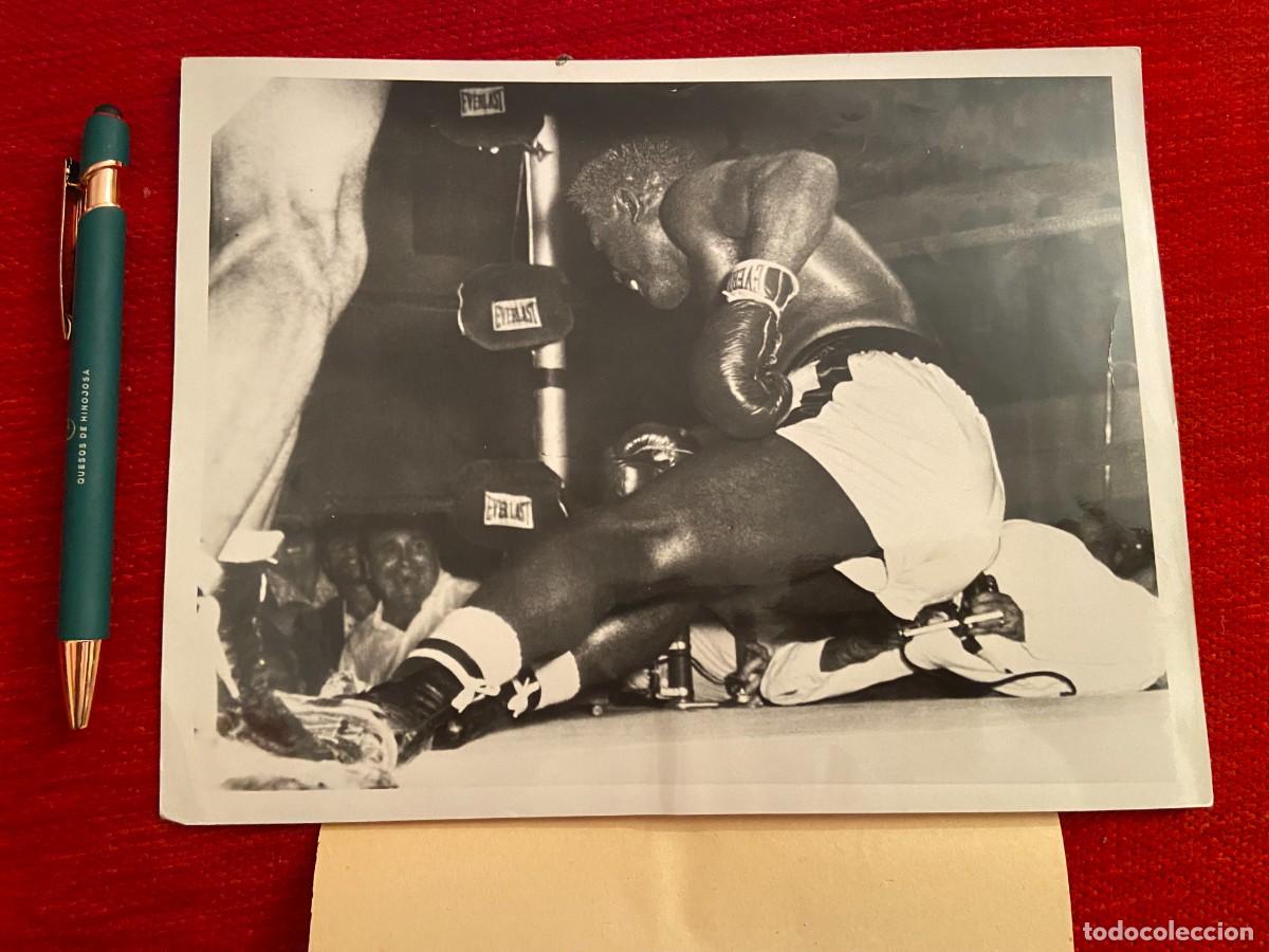 Coleccionismo deportivo: F25323 FOTO FOTOGRAFIA ORIGINAL BOXEO EZZARD CHARLES JOHN HOLMAN (27-4-1955)