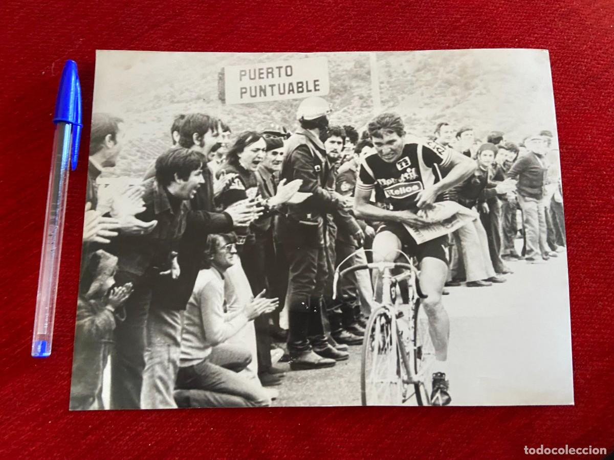 Coleccionismo deportivo: F26246 FOTO FOTOGRAFIA ORIGINAL CICLISMO VUELTA A ESPA&Ntilde;A (8-5-1978)ALBERTO FERNANDEZ PUERTO MONREPOS
